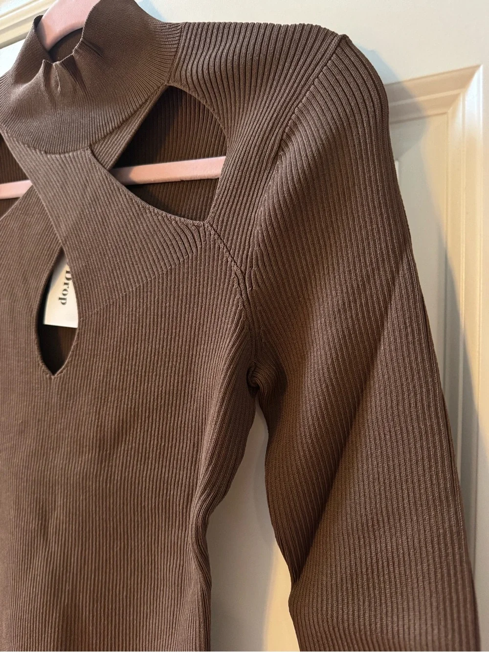 The Drop Ribbed Cutout Sweater Mock Neck Coffee Brown NWT Small Dark Academia - Picture 5 of 6
